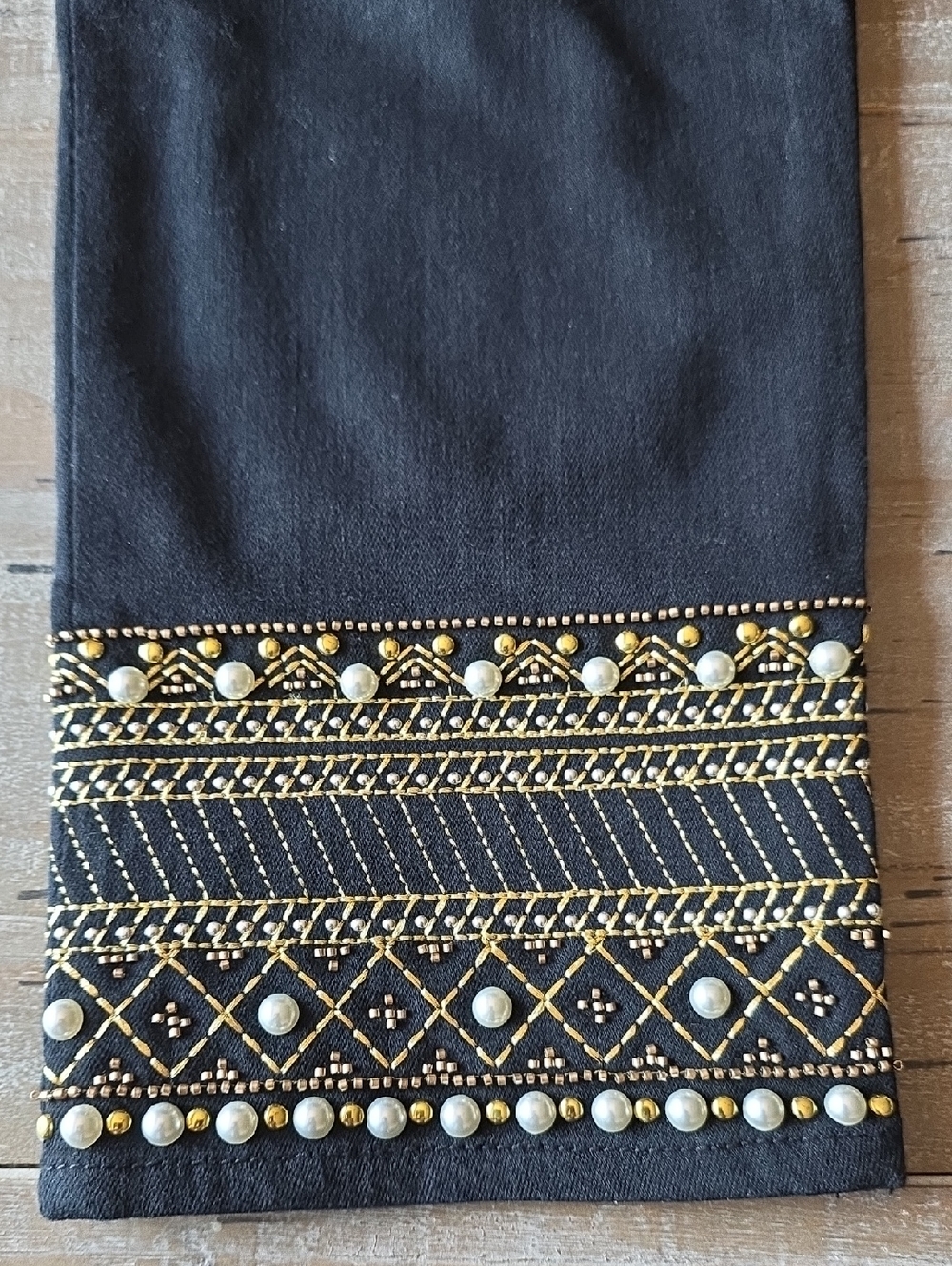 Chico's Black Jegging Ankle Pants - Picture 2 of 9